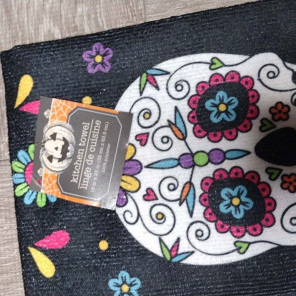 NWT Sugar Skull Travel Mug and 2 Towels Set - Picture 15 of 15
